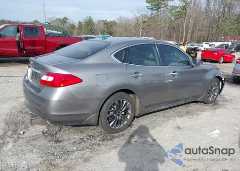 2011 Infiniti M37 z USA, uszkodzony, nr VIN JN1BY1APXBM324235